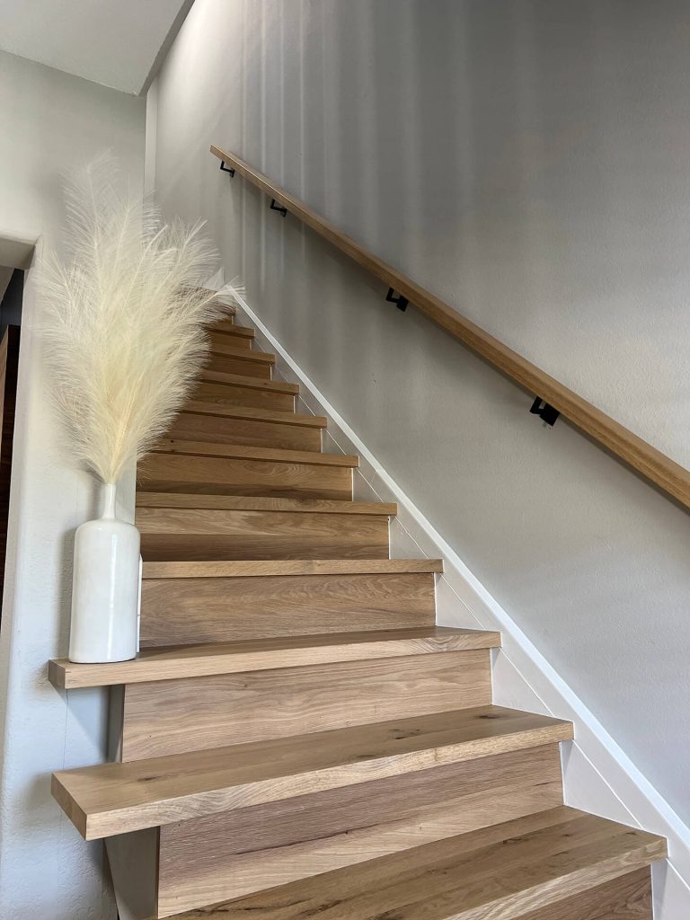 custom-hardwood-staircase-staining-charlotte