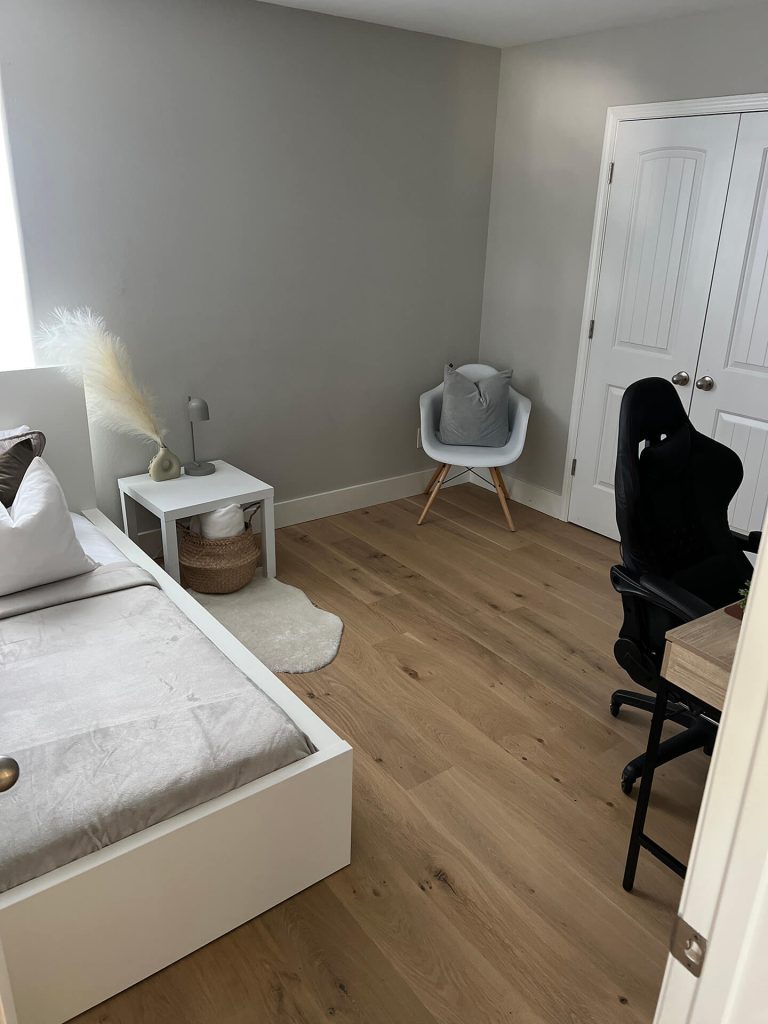 oak-wood-flooring-bedroom-remodel-nc