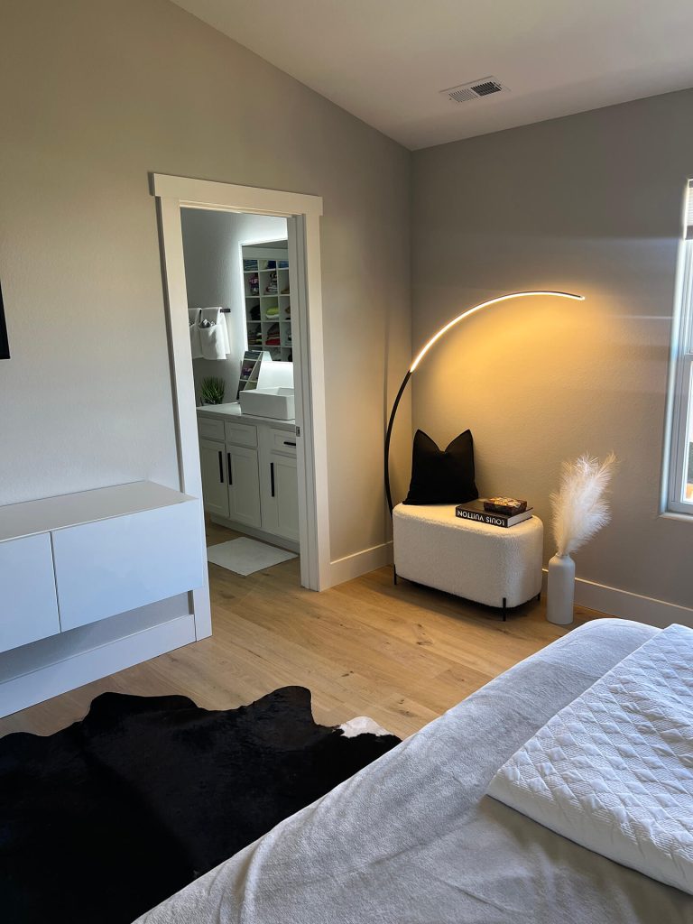 hardwood-floor-sanding-and-refinishing-bedroom-nc